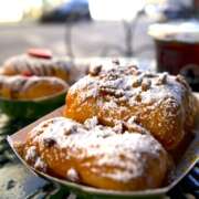 Don’t fret, grab a beignet! The perfect treat to accompany all that jazz🎺